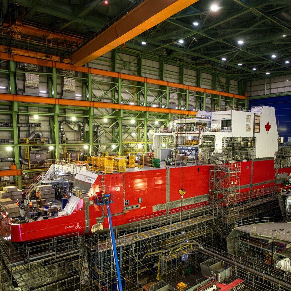 The grand block for the first Arctic and Offshore Patrol Ship for the Canadian Coast Guard/Garde côtière canadienne 